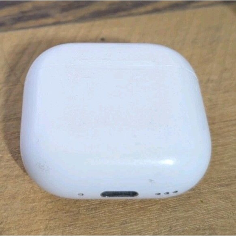 Apple AirPods 4 (ANC) with Active Noise Cancellation - Charging Case A3059